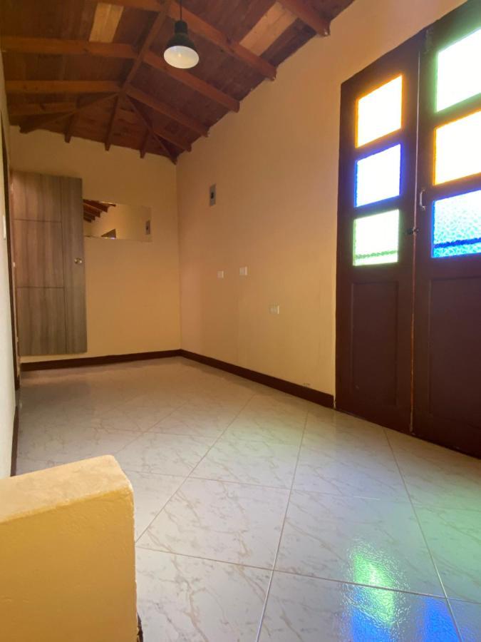 Hostal Hollywood Inn Rionegro Bagian luar foto
