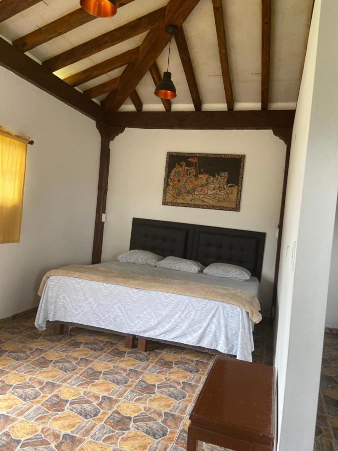 Hostal Hollywood Inn Rionegro Bagian luar foto